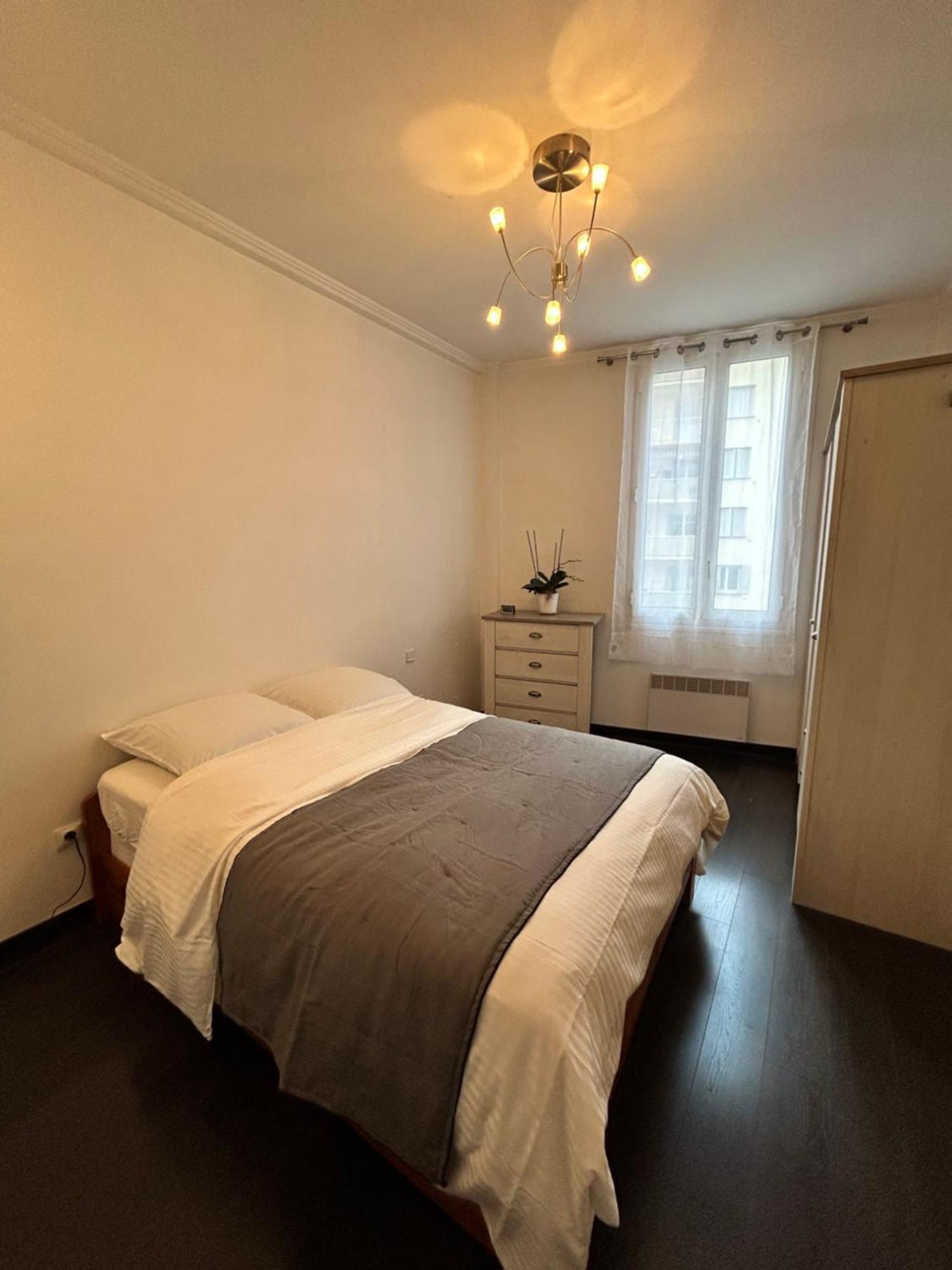 2 Pieces Avec Balcon Nord Nizza